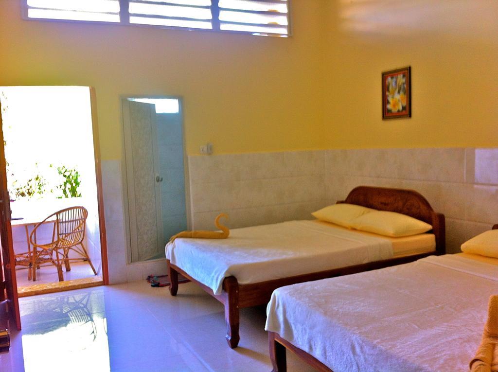 Captain Chim S Guesthouse Kampot Chambre photo